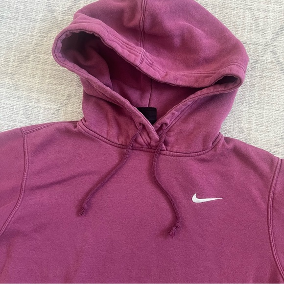 Nike Air Women’s Purple Faded Athletic Casual Gym Workout Pullover Hoodie - Picture 2 of 8